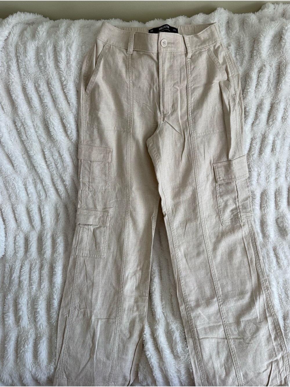 Hollister Stone Beige Cargo Pants
